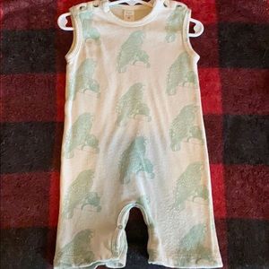 Sleeveless button jumpsuit